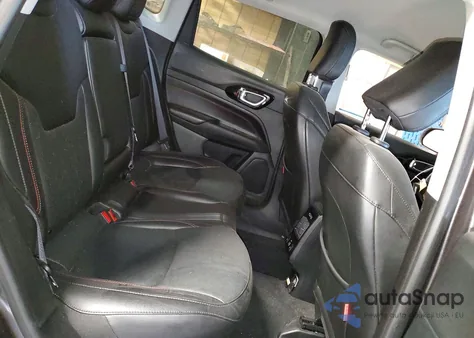 2022 Jeep Compass Trailhawk z USA, uszkodzony, nr VIN 3C4NJDDB2NT153415